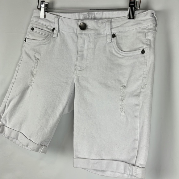 KUT from The Kloth Catherine Boyfriend White Summer Relaxed Fit Shorts Size 4 - Picture 6 of 11